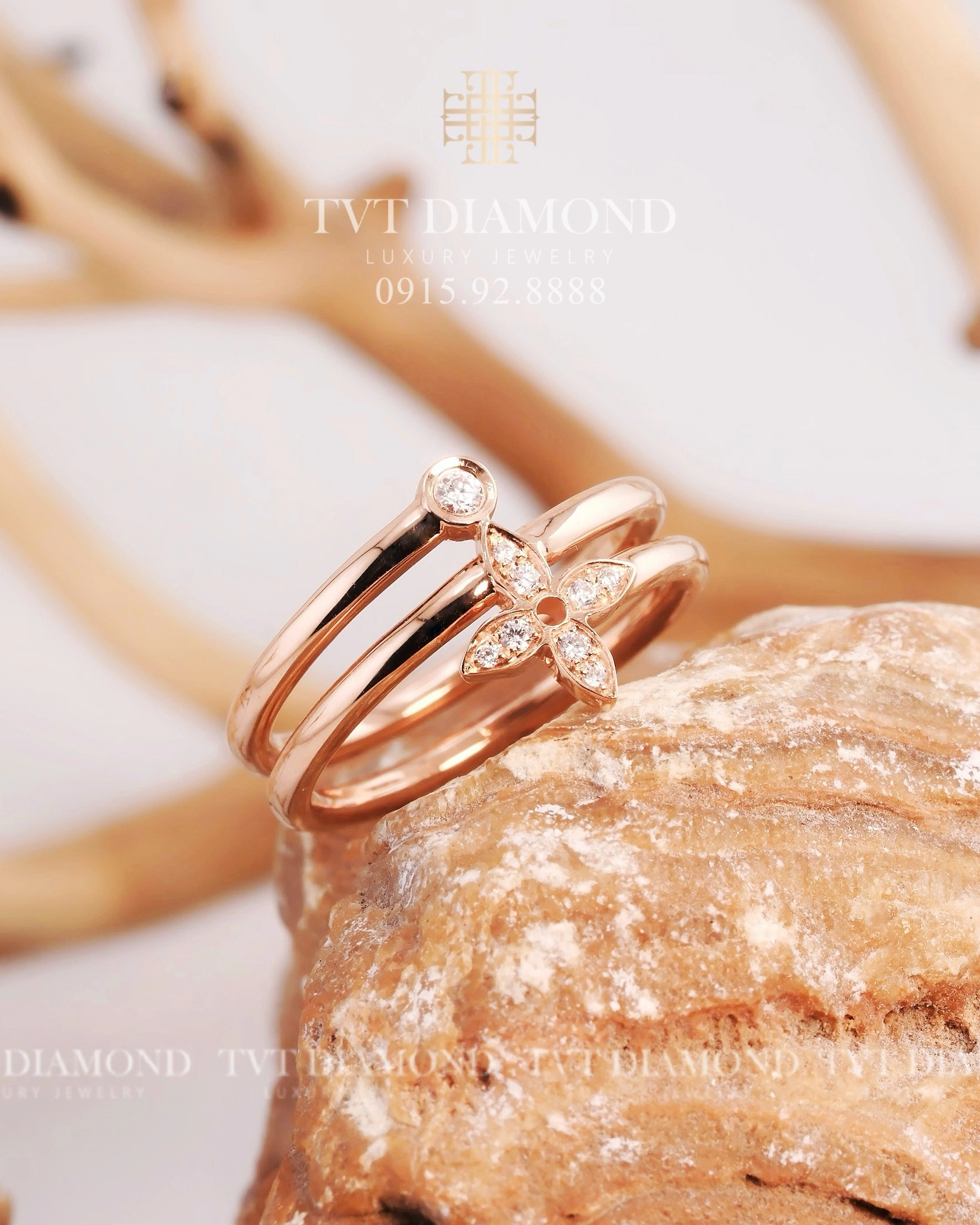 Nhẫn LV 2 vòng đính kim vàng hồng 0