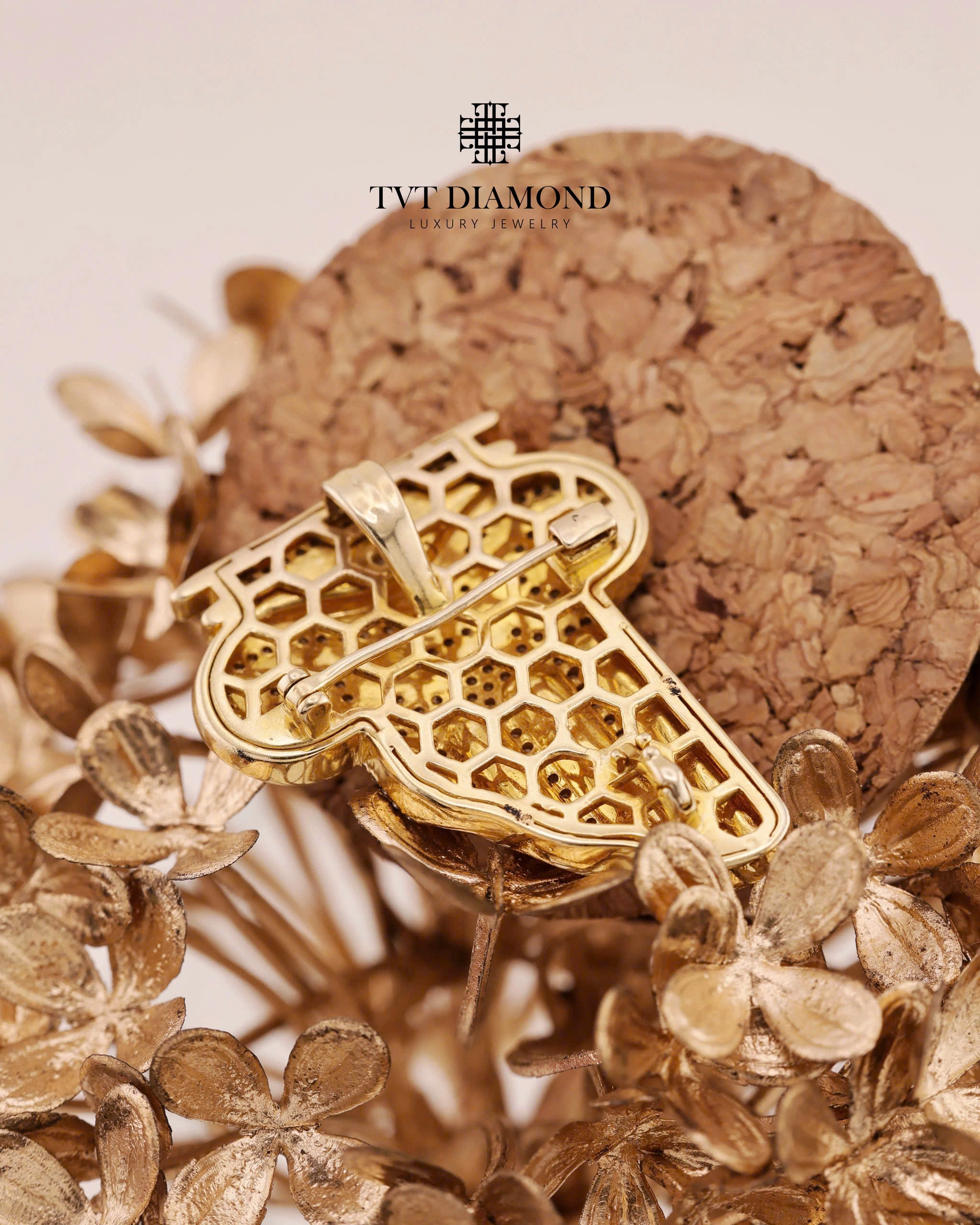 Mặt dây chuyền kim cương thiết kế 1