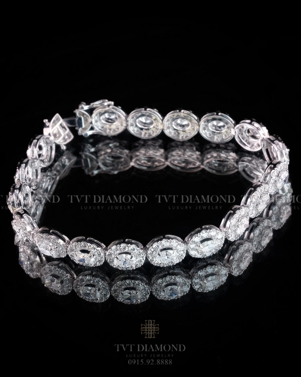 Lắc tay kim cương halo viên chủ oval 1