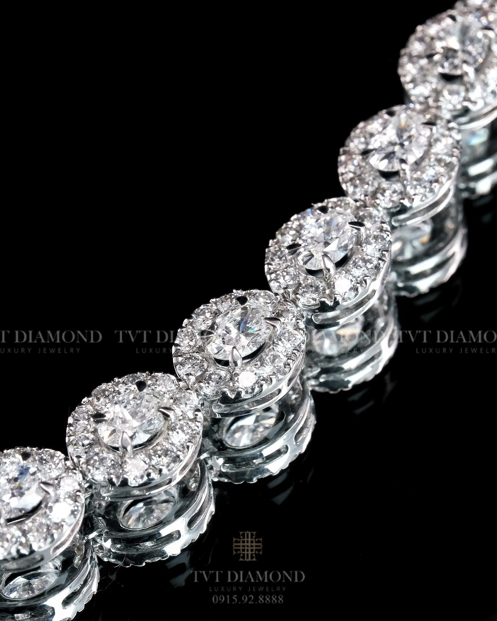 Lắc tay kim cương halo viên chủ oval 2