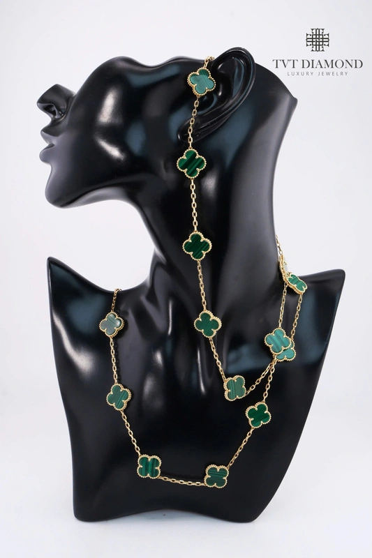Dây chuyển Van Cleef màu xanh lục
